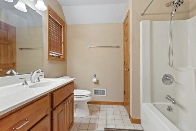 152 MAPLE BLUFF ROAD NORTH, Stevens Point, WI 54482