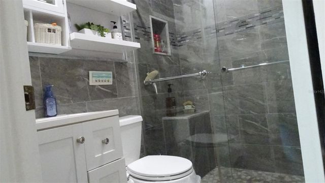7868 40TH AVENUE N 7868, St Petersburg, FL 33709