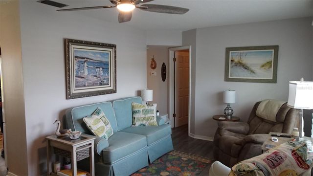 7868 40TH AVENUE N 7868, St Petersburg, FL 33709