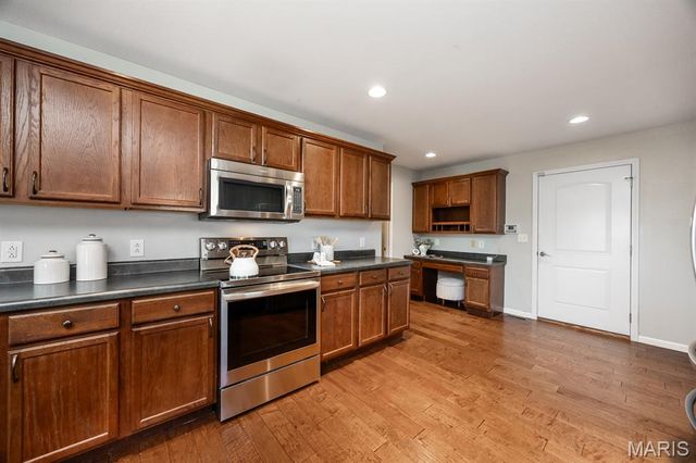 2798 London Lane, Shiloh, IL 62221