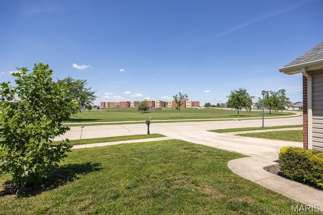 2798 London Lane, Shiloh, IL 62221