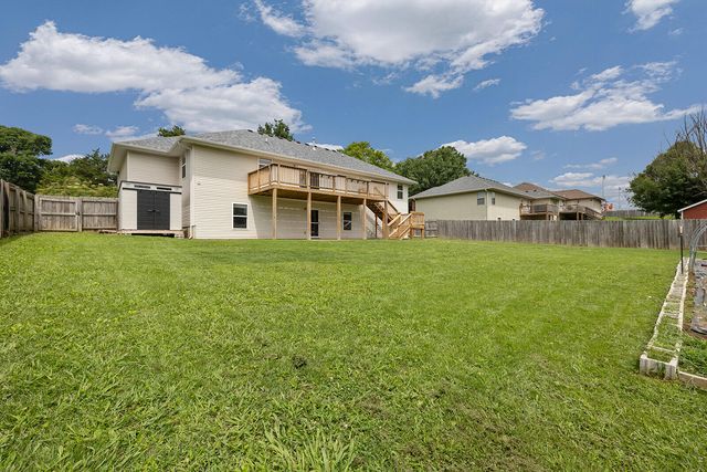 806 N 13th Street, Ozark, MO 65721