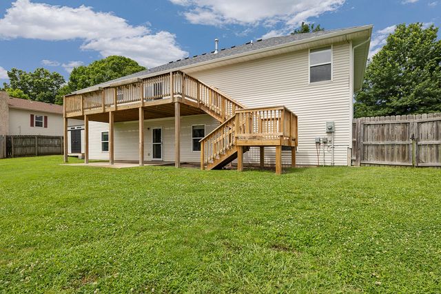 806 N 13th Street, Ozark, MO 65721