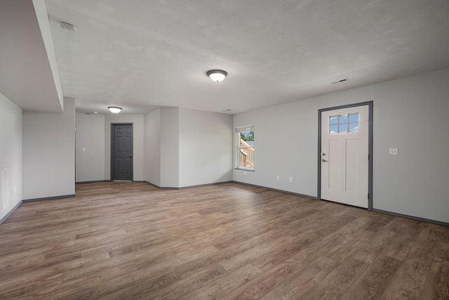 806 N 13th Street, Ozark, MO 65721