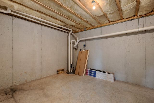 806 N 13th Street, Ozark, MO 65721