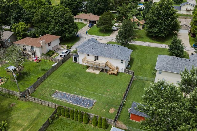 806 N 13th Street, Ozark, MO 65721