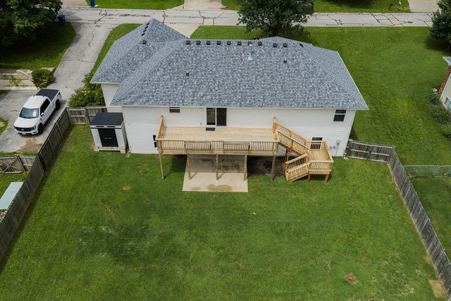 806 N 13th Street, Ozark, MO 65721