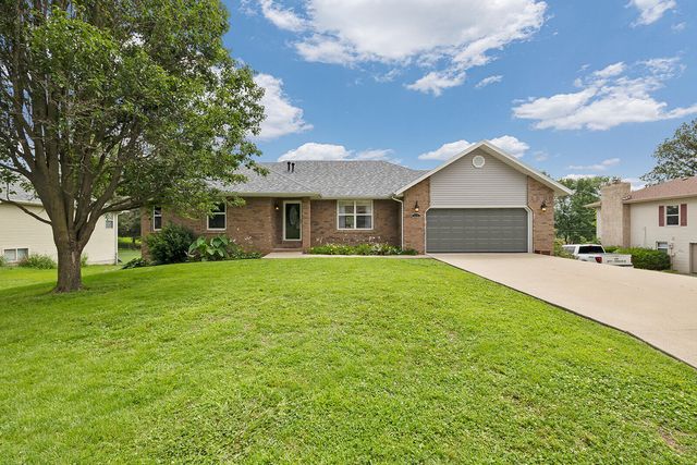 806 N 13th Street, Ozark, MO 65721