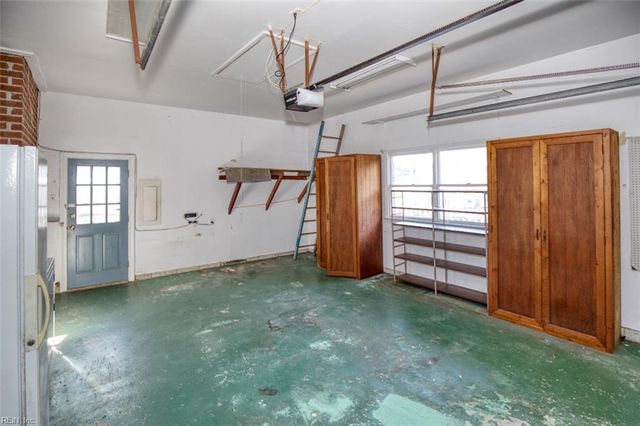 4012 Buchanan DR, Hampton, VA 23669