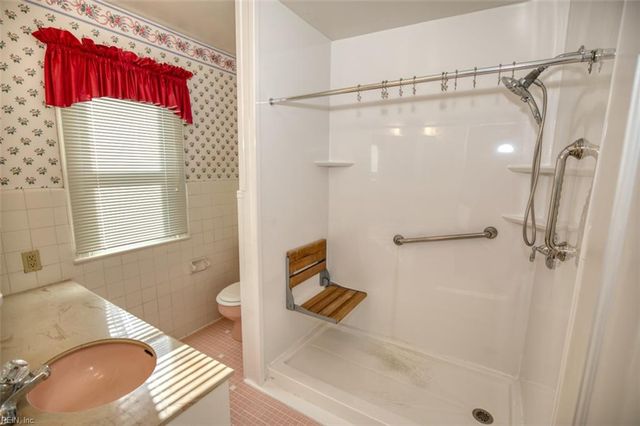 4012 Buchanan DR, Hampton, VA 23669