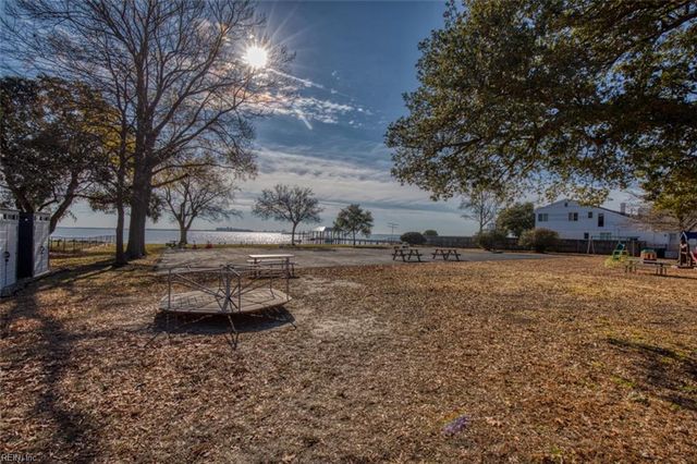 4012 Buchanan DR, Hampton, VA 23669