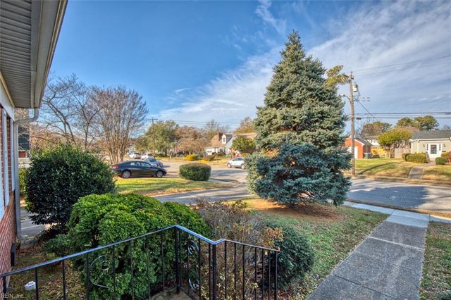 4012 Buchanan DR, Hampton, VA 23669