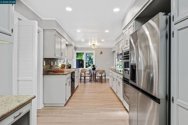 2548 Casa Grande Ct, Walnut Creek, CA 94598