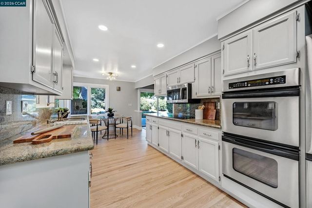 2548 Casa Grande Ct, Walnut Creek, CA 94598
