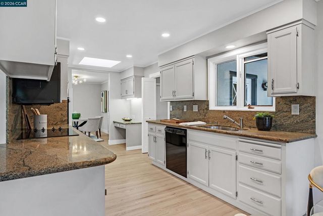 2548 Casa Grande Ct, Walnut Creek, CA 94598