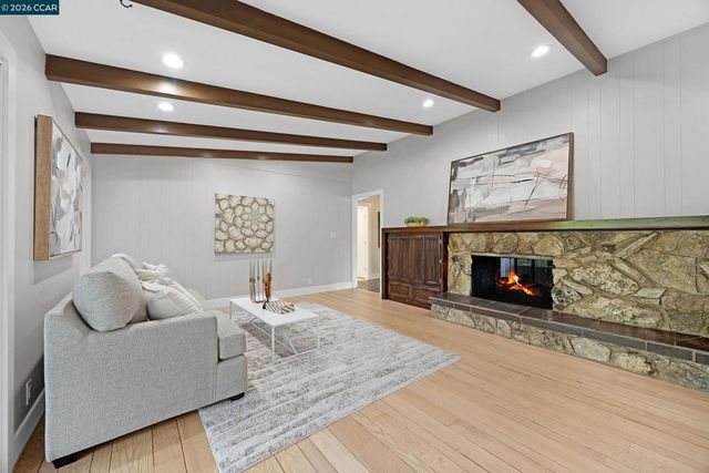 2548 Casa Grande Ct, Walnut Creek, CA 94598
