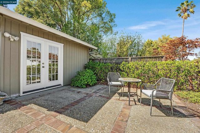 2548 Casa Grande Ct, Walnut Creek, CA 94598