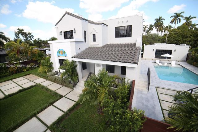 1345 Hollywood Boulevard, Hollywood, FL 33019
