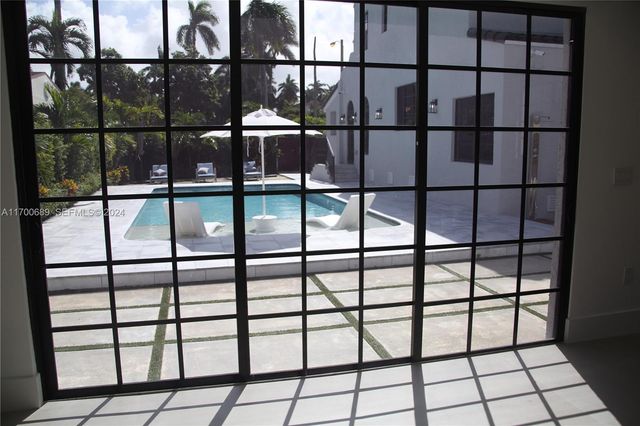 1345 Hollywood Boulevard, Hollywood, FL 33019