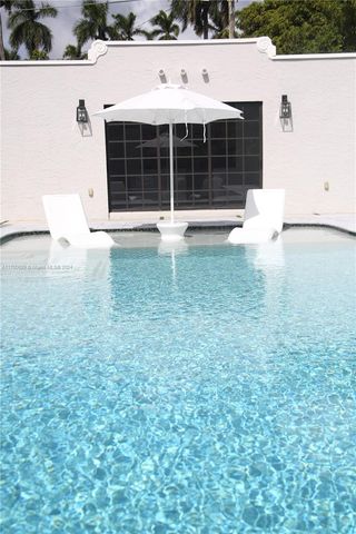 1345 Hollywood Boulevard, Hollywood, FL 33019