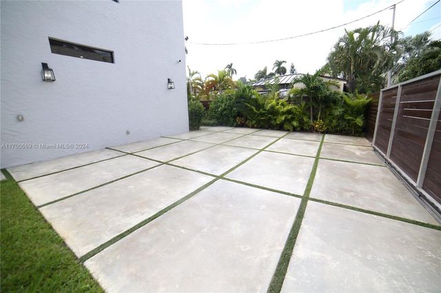 1345 Hollywood Boulevard, Hollywood, FL 33019