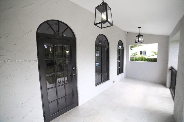 1345 Hollywood Boulevard, Hollywood, FL 33019