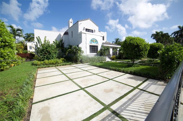 1345 Hollywood Boulevard, Hollywood, FL 33019