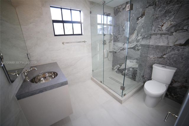 1345 Hollywood Boulevard, Hollywood, FL 33019