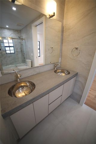 1345 Hollywood Boulevard, Hollywood, FL 33019