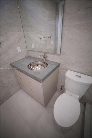 1345 Hollywood Boulevard, Hollywood, FL 33019