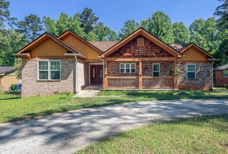 3873 King Edward Trail SW, Atlanta, GA 30331