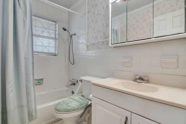 1229 Greenbrier Drive, Mesquite, TX 75149