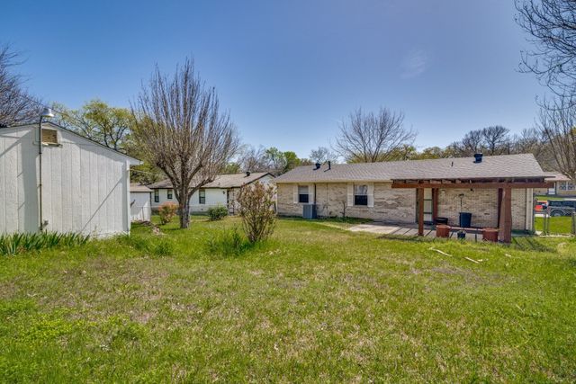 1229 Greenbrier Drive, Mesquite, TX 75149