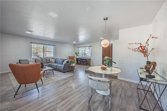 2221 Mohawk Street, Las Vegas, NV 89146