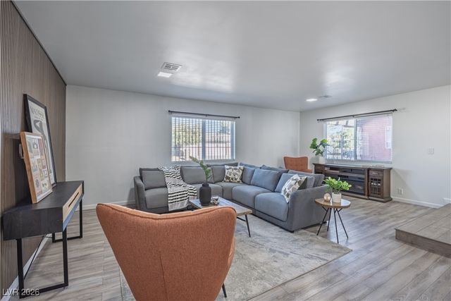 2221 Mohawk Street, Las Vegas, NV 89146