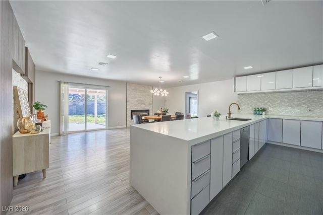 2221 Mohawk Street, Las Vegas, NV 89146