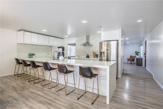 2221 Mohawk Street, Las Vegas, NV 89146