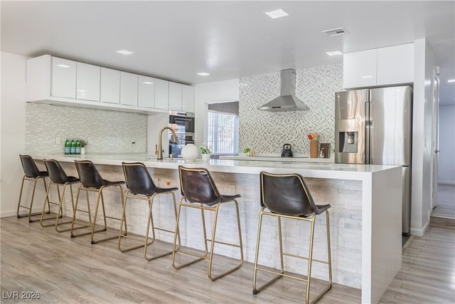 2221 Mohawk Street, Las Vegas, NV 89146