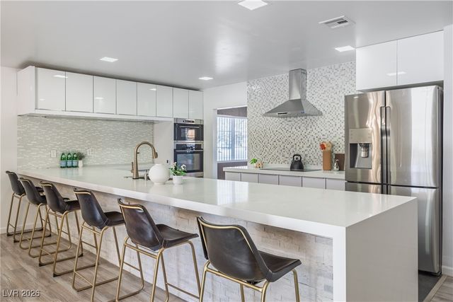 2221 Mohawk Street, Las Vegas, NV 89146