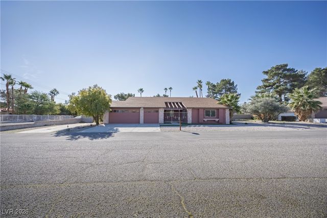 2221 Mohawk Street, Las Vegas, NV 89146