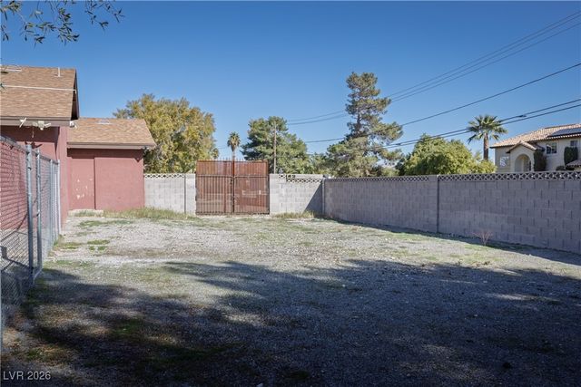 2221 Mohawk Street, Las Vegas, NV 89146