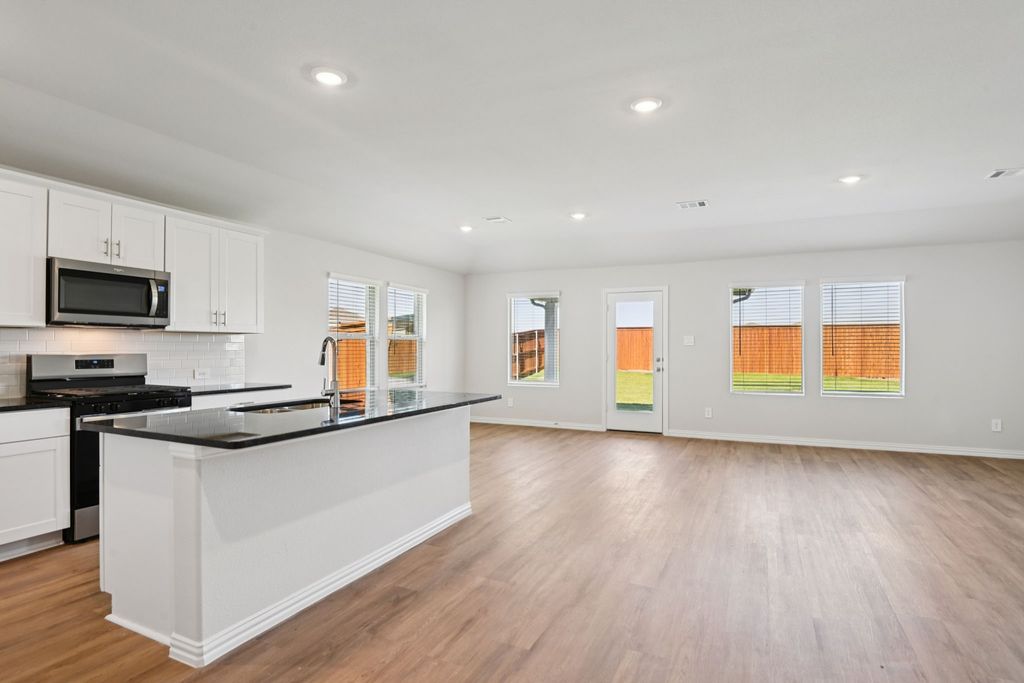308 Winchester Lane, Sherman, TX 75092