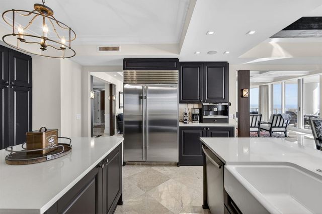 2700 N Ocean Drive 1401a, Riviera Beach, FL 33404