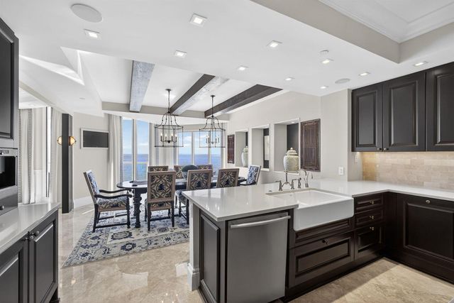 2700 N Ocean Drive 1401a, Riviera Beach, FL 33404