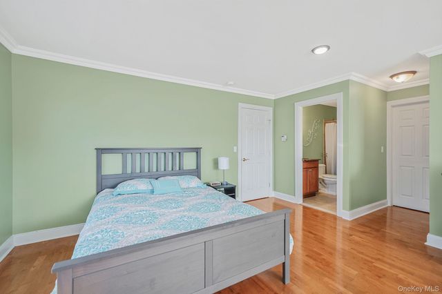 116 Maya Circle, Central Islip, NY 11722