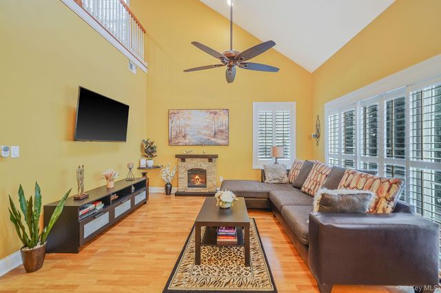 116 Maya Circle, Central Islip, NY 11722