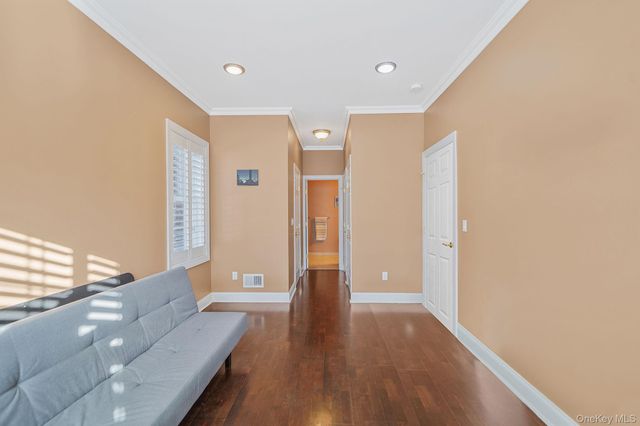 116 Maya Circle, Central Islip, NY 11722