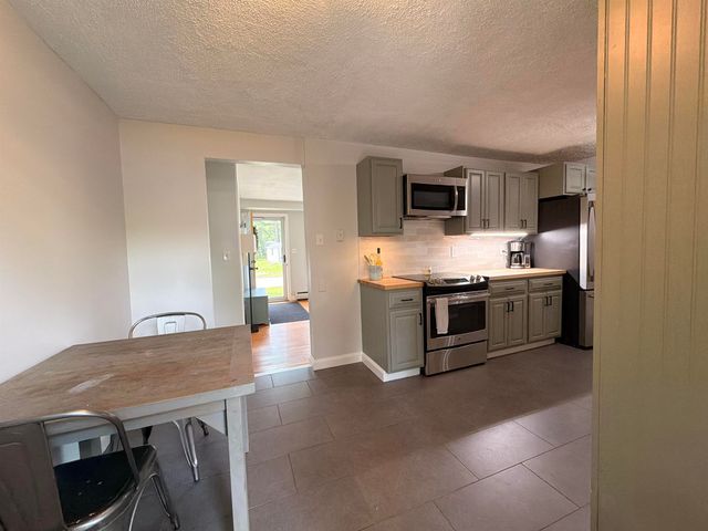 41 Laura Lane, Keene, NH 03431
