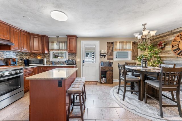 149 Grassmere Avenue, East Providence, RI 02914