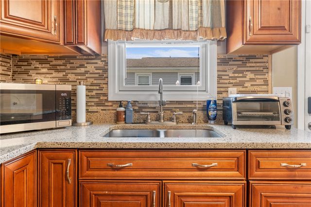 149 Grassmere Avenue, East Providence, RI 02914